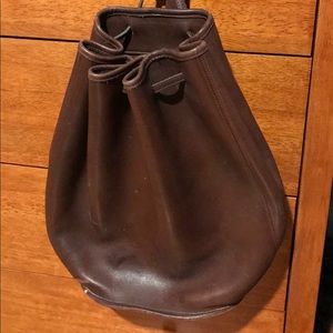 Vintage Coach leather bucket/sling bag